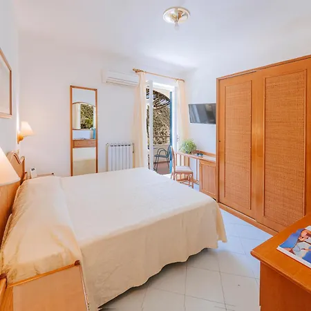 Grazia Scannella Hotel Forio di Ischia