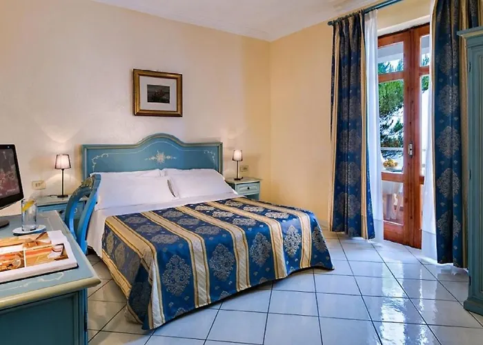 Hotel Grazia Scannella 4*
