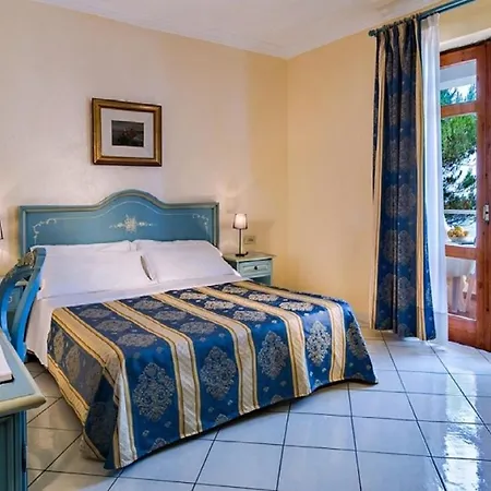Hotel Grazia Scannella 4*