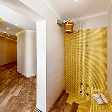 Hotel Grazia Scannella 4*