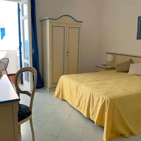 Grazia Scannella Otel