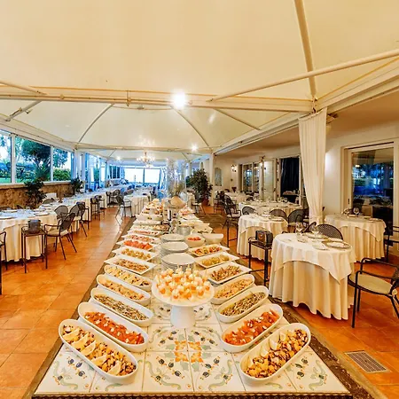 Hotel Grazia Scannella 4*